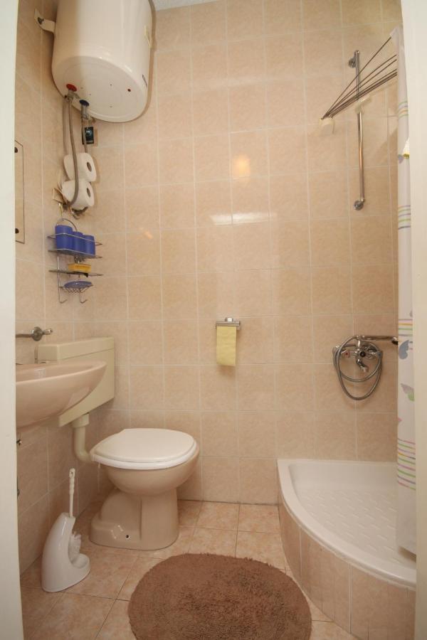 Apartments And Rooms With Parking Space Tucepi, Makarska - 6901 المظهر الخارجي الصورة