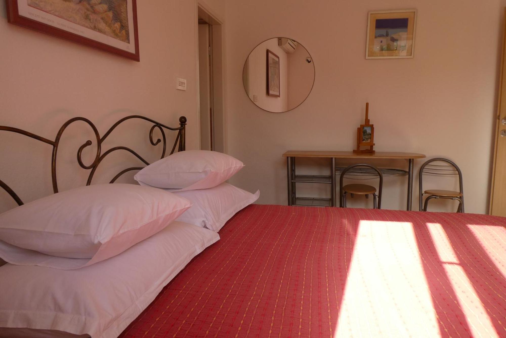 Apartments And Rooms With Parking Space Tucepi, Makarska - 6901 الغرفة الصورة